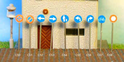9rundeSchilder4.JPG (44929 Byte)