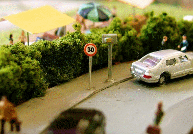 Blitzanni.gif (127012 Byte)