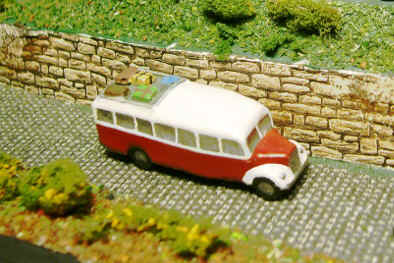 Schweineschnbusrot2.JPG (67441 Byte)