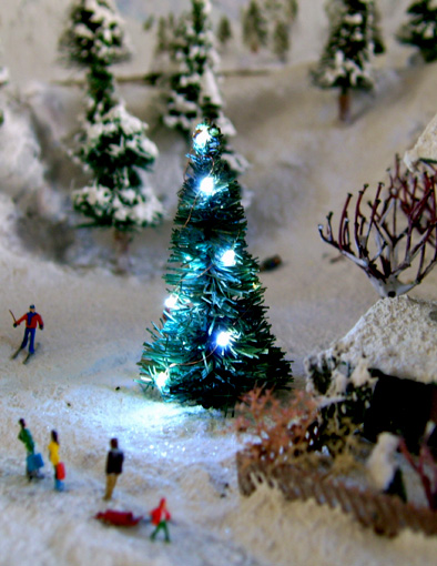 Weihnachtsbaumweiss4.jpg (95699 Byte)